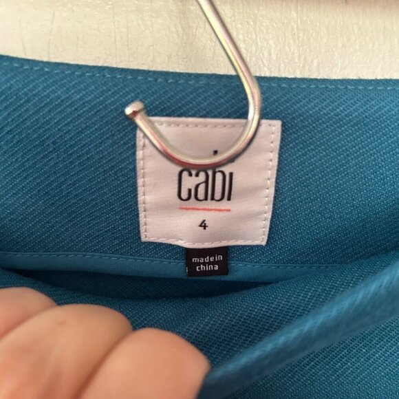 CABI Sigourney Pencil Skirt Womens 4 Blue Pockets Lined Rear Zip Style 3220 - Picture 3 of 6